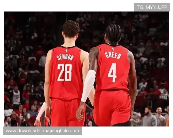 火箭申京为土耳其队友送劳力士因其成功限制字母哥得分低于20