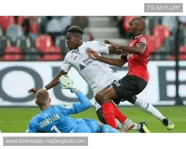 朗斯一球小胜图卢兹,稳固榜首展现防守精髓